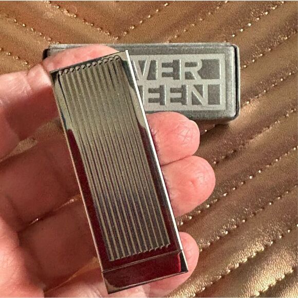 LIPSTICK QUEEN - NIB Silver Screen Lipstick in "Have Paris". Very Dark Coral - Picture 15 of 16